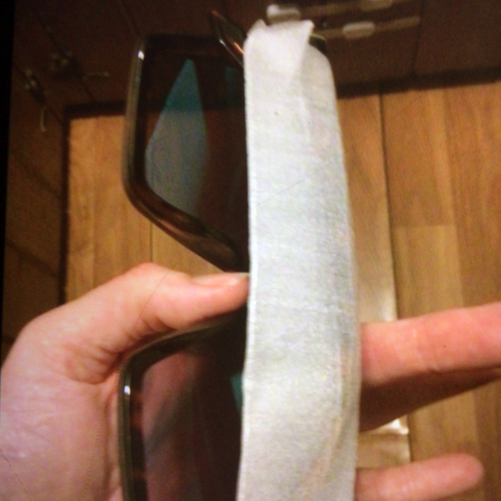 RARE Quay Hindsight shield sunglasses sale !!! - Picture 5 of 5